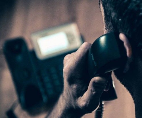 Телефонного террориста приговорили к году тюрьмы в Петропавловске